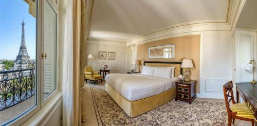 Shangri-La Hotel Paris - image 8
