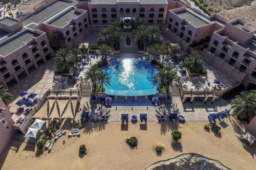Shangri-La Al Husn Resort & Spa