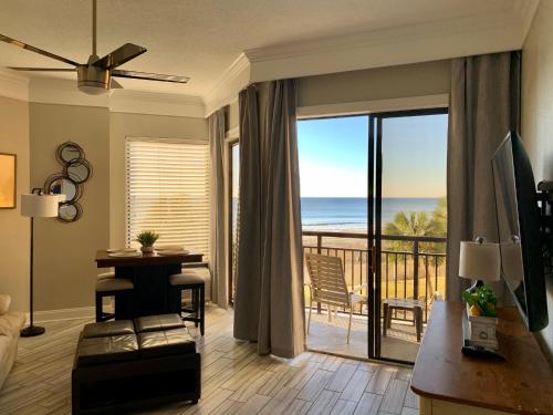 210 Sea Gem Oceanfront Pet Friendly Indoor Pools