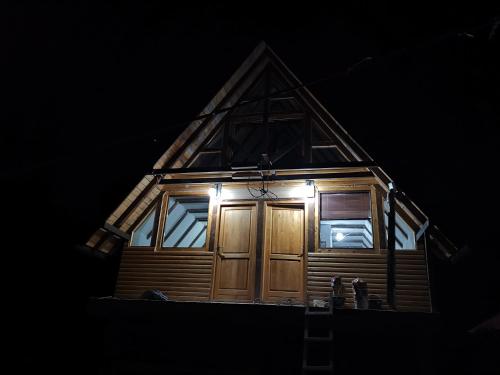 Lux bungalow - image 8