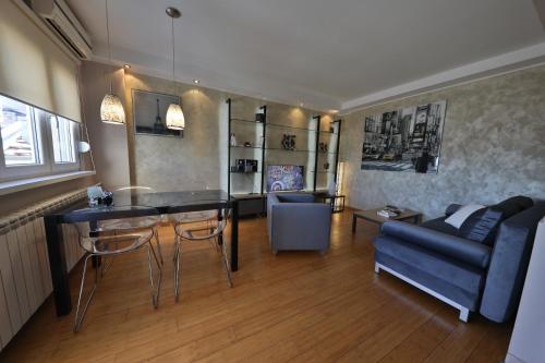 One-Bedroom Apartment with Terrace image 10