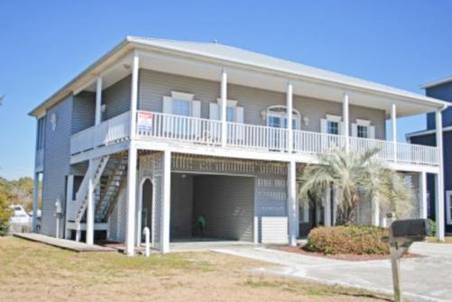 Sweet Trade, Holden Beach