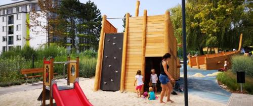 Silver Side Apartments in Siófok