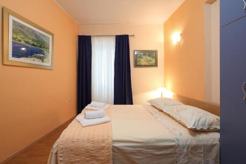 La Familia Apartments - image 2