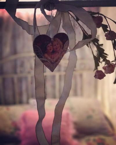 Room in Guest room - Romantic getaway to Valeria - image 8