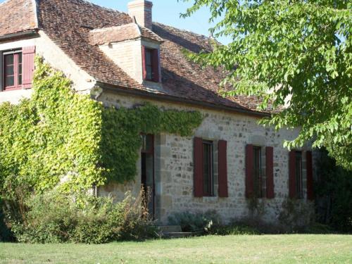 Gîte Ygrande, 6 pièces, 10 personnes - FR-1-489-97 gîte à louer Vieure