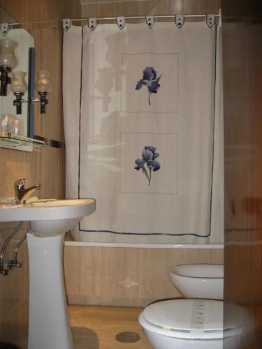 Hostal Maria Cristina - image 11