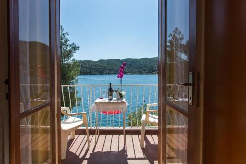 Standard Double Room with Sea View