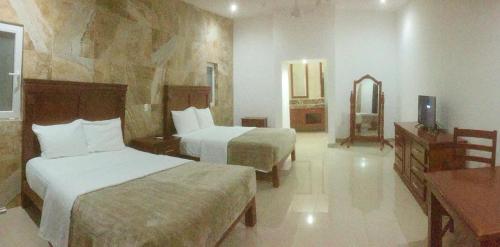 Quinta Alberto Boutique Hotel - Tap to explore photos