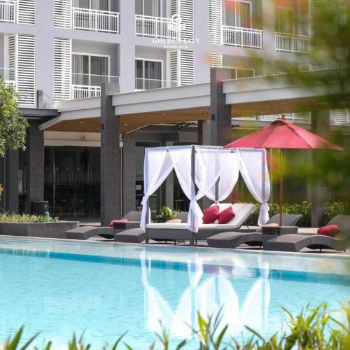 Golden City Rayong Hotel - SHA Extra Plus Certified photo 2