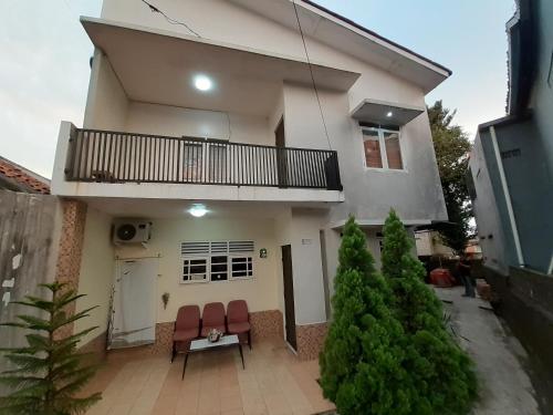 Kost Carmelia Syariah Baranangsiang Bogor – Bogor, PA