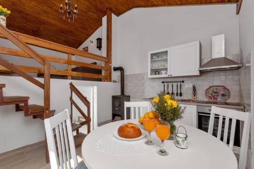 VACATION HOUSE MARKOS DREAM, Zagvozd