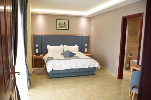 Hotel Royal Palace in Bonabéri