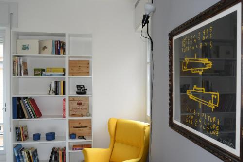MyHomeInComo - Art Design Suites
