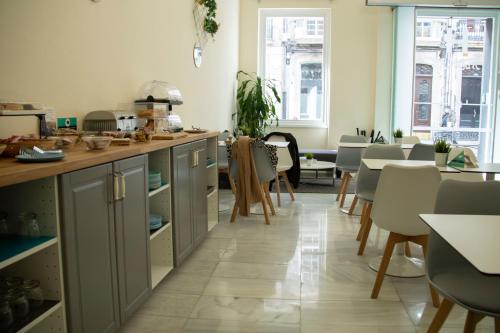 Ételek és italok, HOSTAL ALBORAN-NEW in La Coruña
