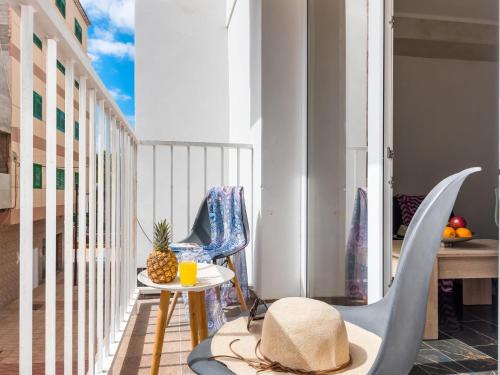  1B SOFIA ACCOMMODATION CLOSE SERVICES SEA, Wifi! in 38649 Arona