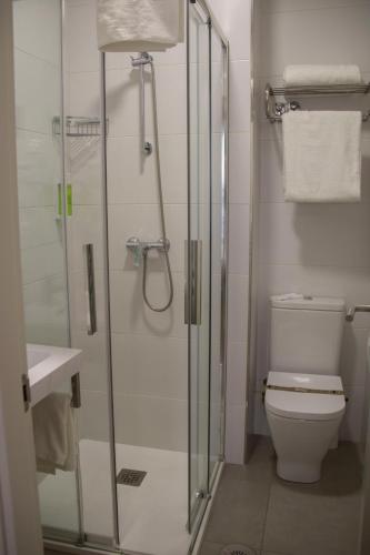 Alda Alborán Rooms - image 8