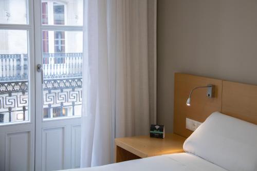 Alda Alborán Rooms - image 2