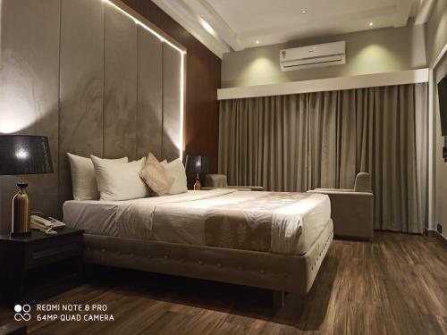 โรงแรมปุญจา อินเตอร์เนชั่นแนล (Hotel Poonja International) in มังกาลอร์