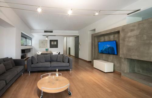 Elegant and Private Living by Neuvel, Ateny (zdjęcie 3)