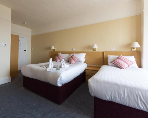 Bayshore Hotel - image 5