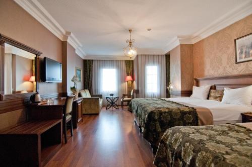 room detail thumbnail 0