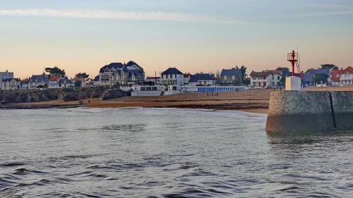 Une grande maison de vacances, proche de la mer