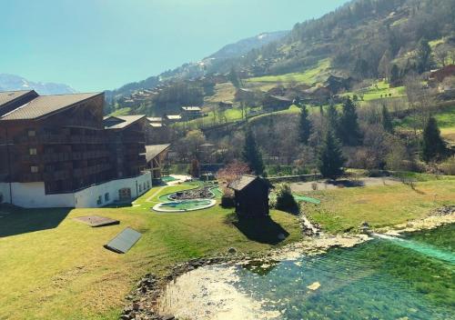 Aparthotel Mountain River Resort 4
