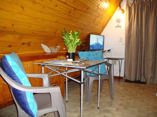 Trafalgar Chalets - Unit 3