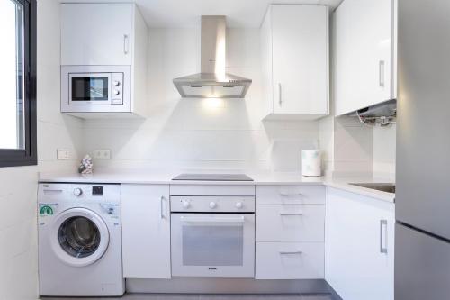 Malaga Rivas 34 Suites Homes