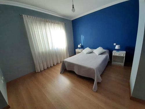 Spacious house in Aldeia dos Pinheiros with pool