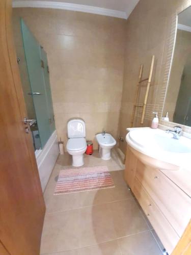 House with 4 bedrooms with private pool and WiFi 17 km from the beach - image 6