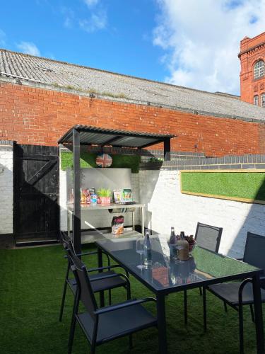 The Baltic Townhouses by Serviced Living Liverpool in Toxteth