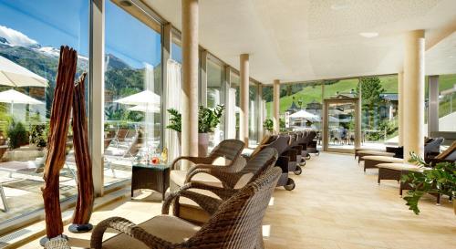 Hotel Berghof Crystal Spa & Sports - main image