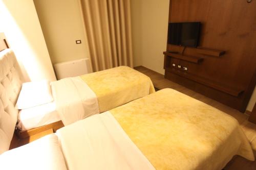 Hotel Alpin Llogara - image 6