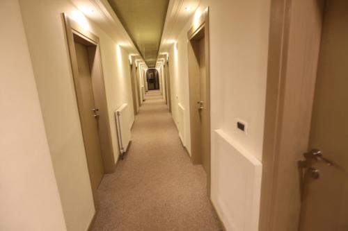 Hotel Alpin Llogara - main image