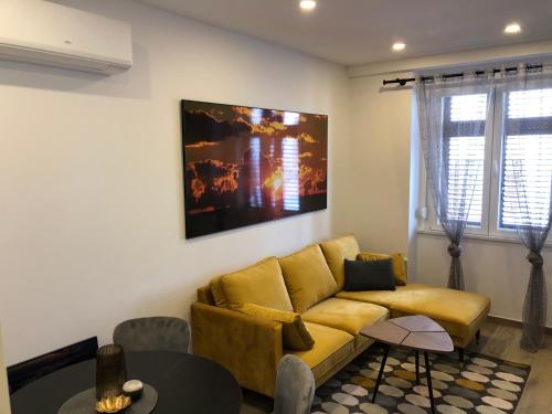 Apartment Mak with free parking Pula