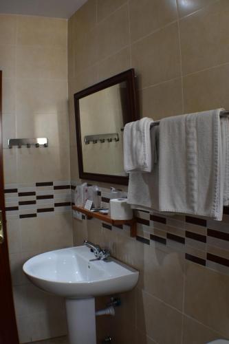 Hostal Alamare - image 3