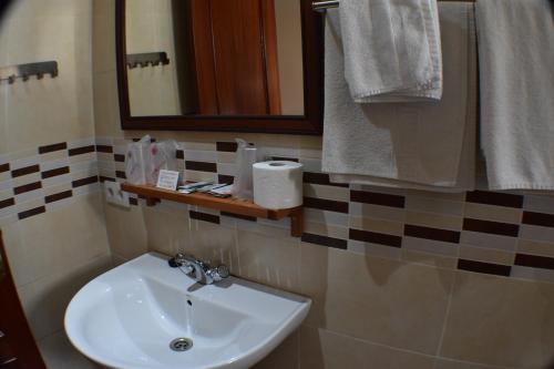 Hostal Alamare - image 5