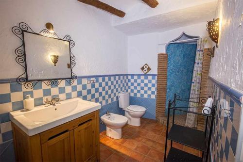  Casas Cueva el Mirador de Galera in 18840 Galera