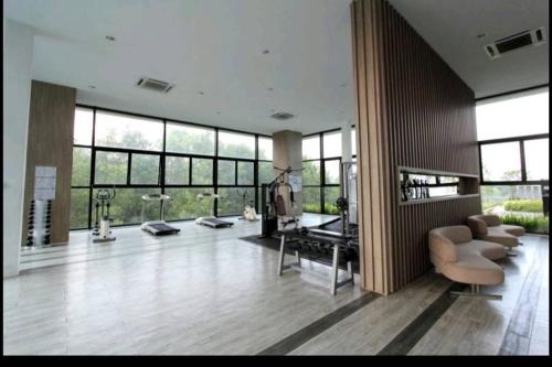 Cozy Greenery Skyloft Bukit Indah Aeon Long Sing