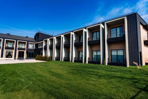 Hotel Bonvie, Cilimli