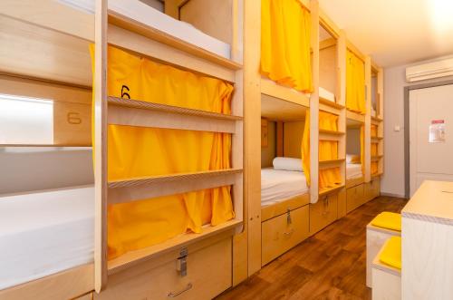 Yes Lisbon Hostel, Лиссабон (фото 6)