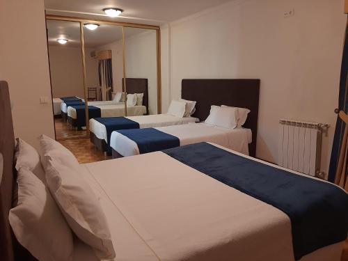 Quad room