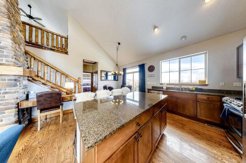 Granby Ski Abode - image 3