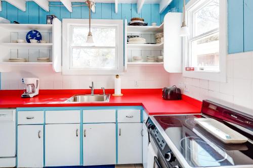Surfside Retreat On Champlain Street in Ocean Bay Park, USA