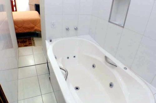 Double Room with Spa Bath and Fireplace image 5
