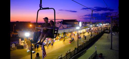 B&B Seaside Heights - Jersey Shore 1 & 3 Bedroom Premium Beach House - Bed and Breakfast Seaside Heights