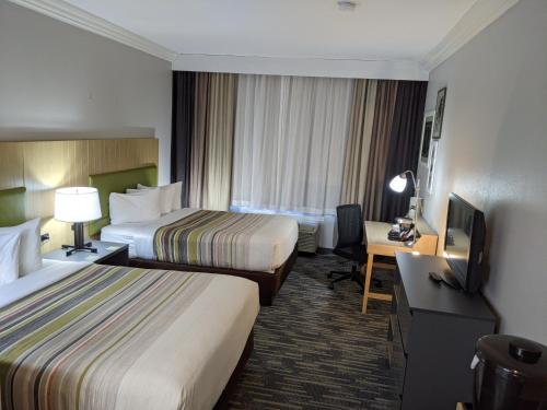 Country Inn & Suites by Radisson, Nashville, TN