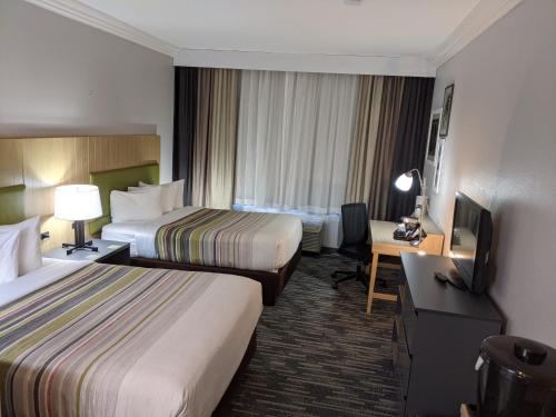 Country Inn & Suites by Radisson, Nashville, TN